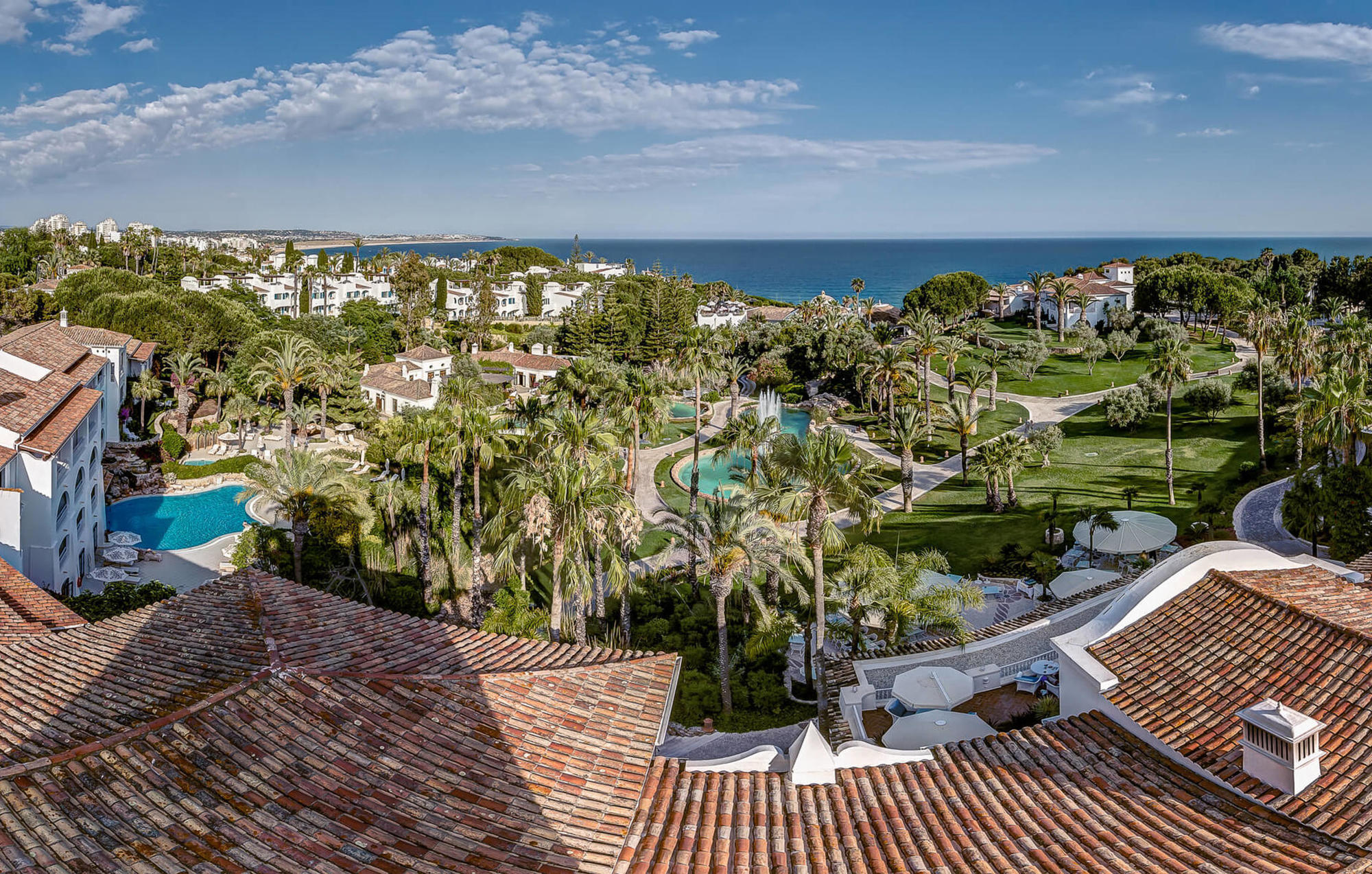 维拉维塔公园Spa度假酒店 Armação de Pêra 外观 照片 View of the resort